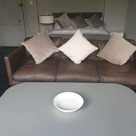 Elegant Studio In Central Hove - 5 Min Walk To Beach - 10 Min To Brighton Kültér fotó