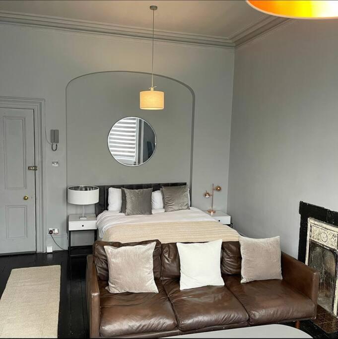 Elegant Studio In Central Hove - 5 Min Walk To Beach - 10 Min To Brighton Kültér fotó