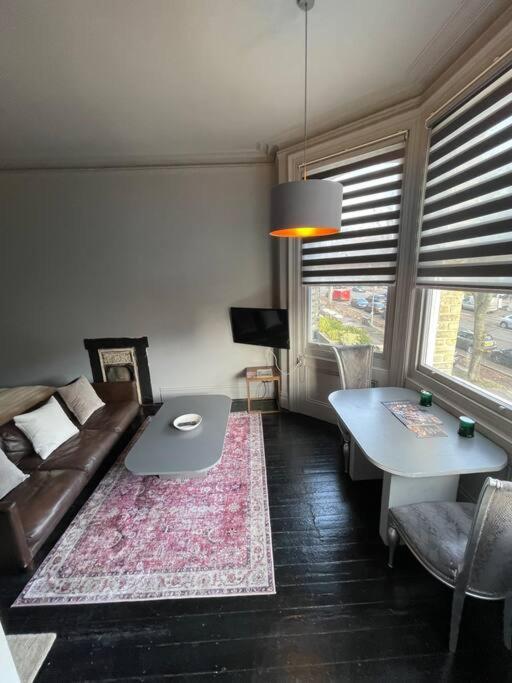 Elegant Studio In Central Hove - 5 Min Walk To Beach - 10 Min To Brighton Kültér fotó