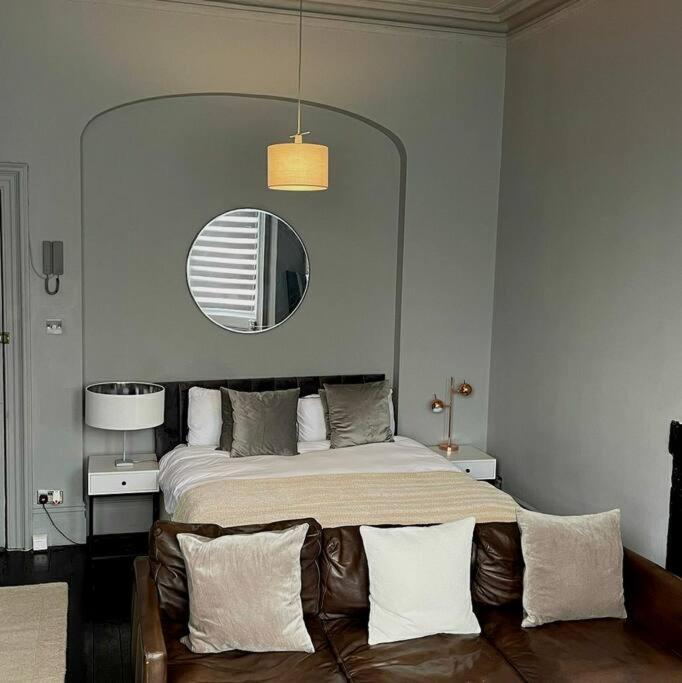 Elegant Studio In Central Hove - 5 Min Walk To Beach - 10 Min To Brighton Kültér fotó