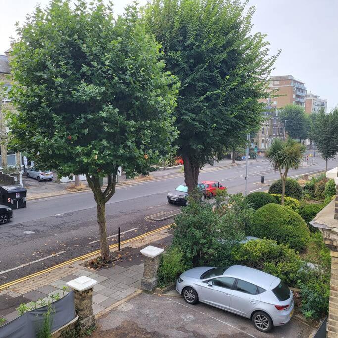 Elegant Studio In Central Hove - 5 Min Walk To Beach - 10 Min To Brighton Kültér fotó