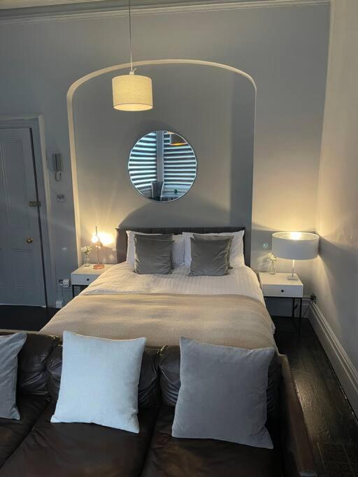 Elegant Studio In Central Hove - 5 Min Walk To Beach - 10 Min To Brighton Kültér fotó