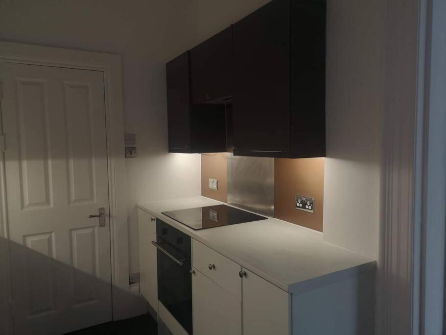 Elegant Studio In Central Hove - 5 Min Walk To Beach - 10 Min To Brighton Kültér fotó