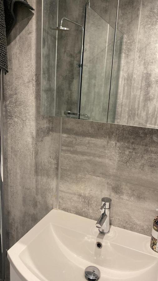 Elegant Studio In Central Hove - 5 Min Walk To Beach - 10 Min To Brighton Kültér fotó